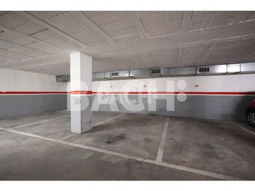 Individual to rent in Calle San Sebastià