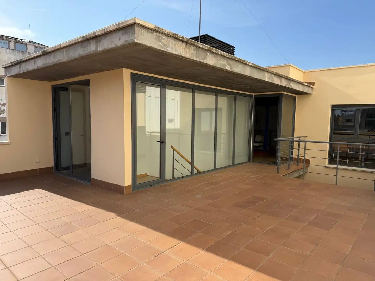 Vista exterior de Casa o chalet en venta en Vinyols i els Arcs con Terraza