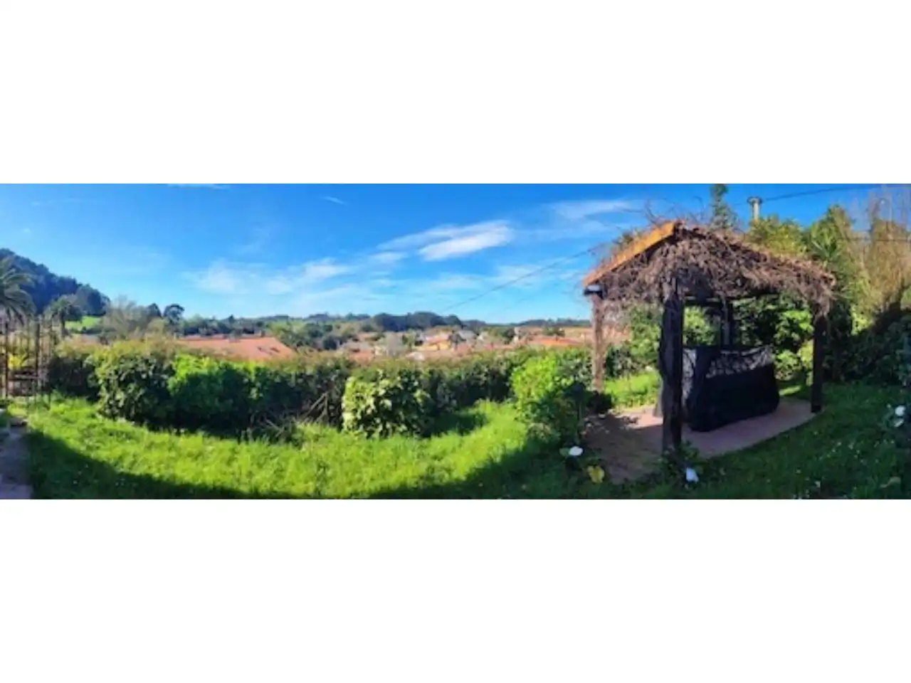 Einfamilien-Reihenhaus zum Verkauf in Llanes mit Heizung, Privatgarten und Terrasse
