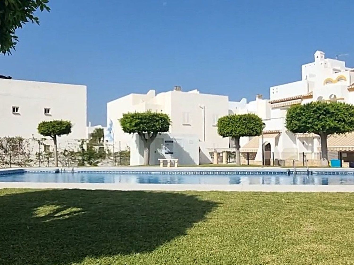 Jardín de Dúplex en venta en Garrucha con Aire acondicionado, Terraza y Piscina
