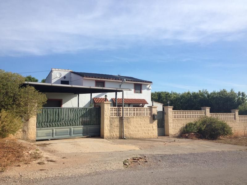 Exterior view of House or chalet for sale in Vall d'Alba