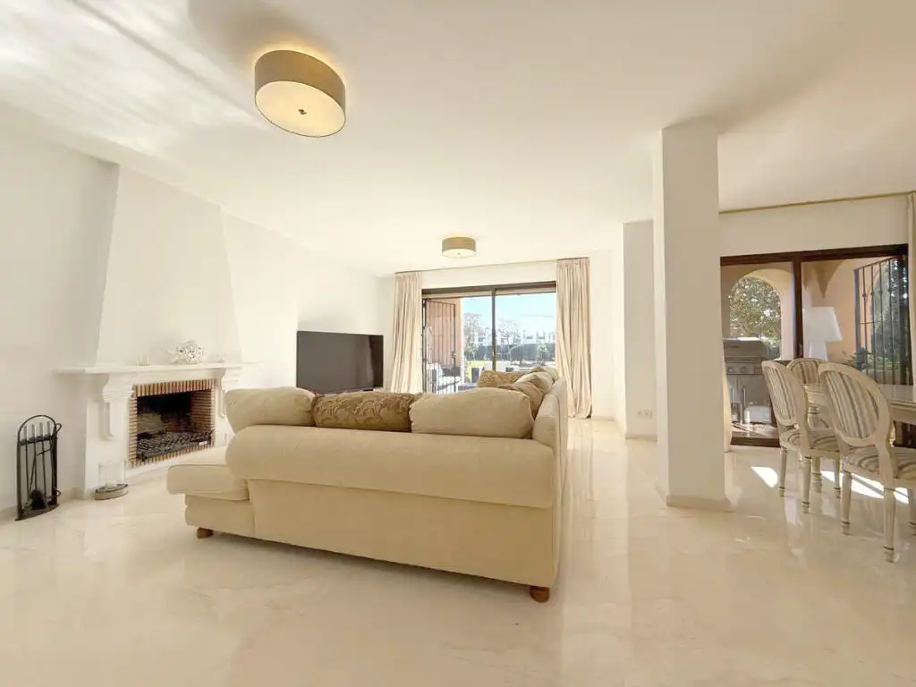 Villa mit Terrasse zum Verkauf in Calle Parque Central 5, imagen 10