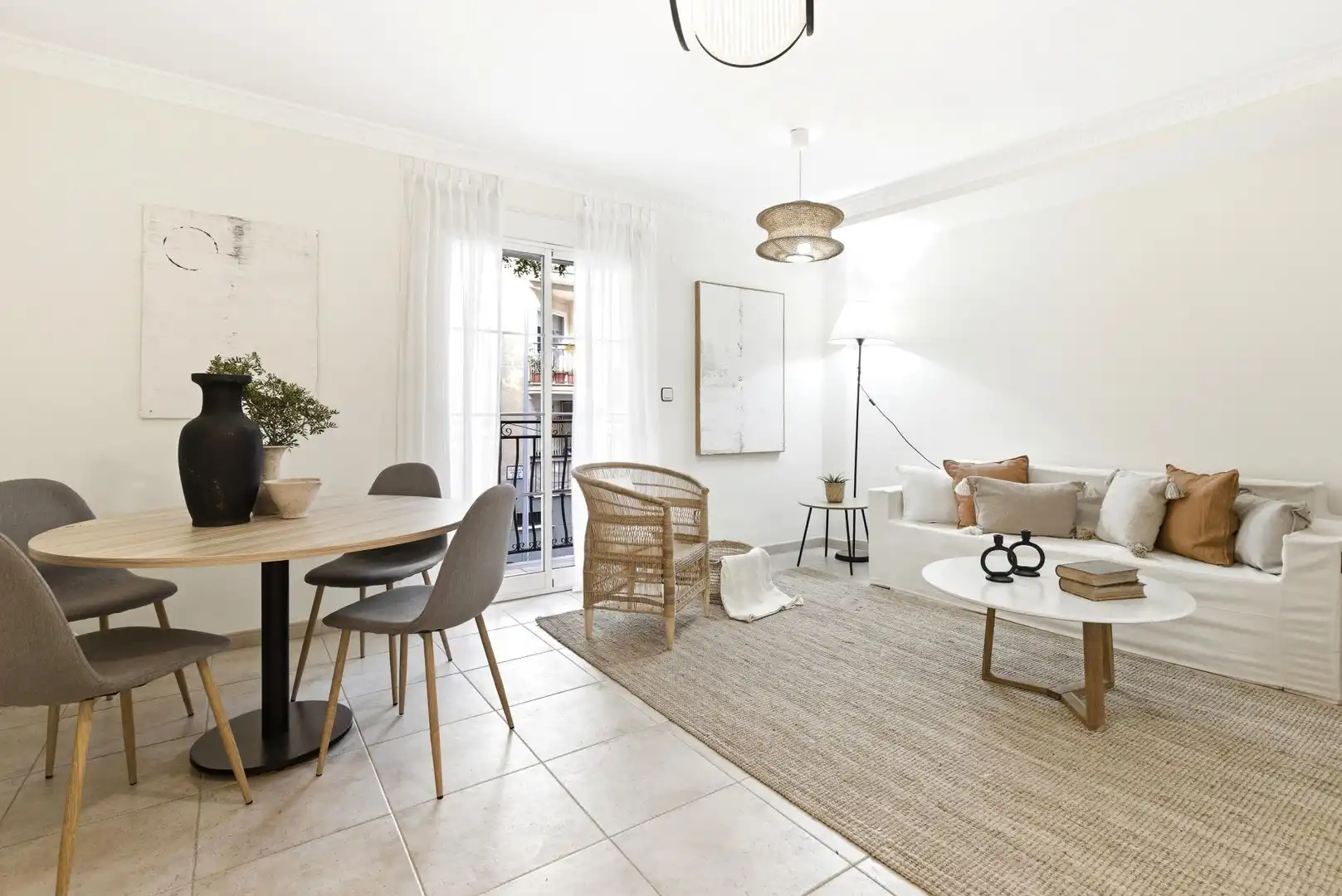 Sala d'estar de Casa adosada en venda en Xàtiva amb Aire condicionat, Terrassa i Traster