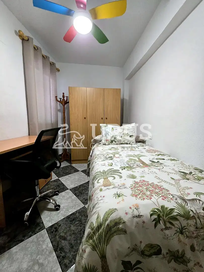 Habitación de Piso de alquiler en Córdoba con Terraza