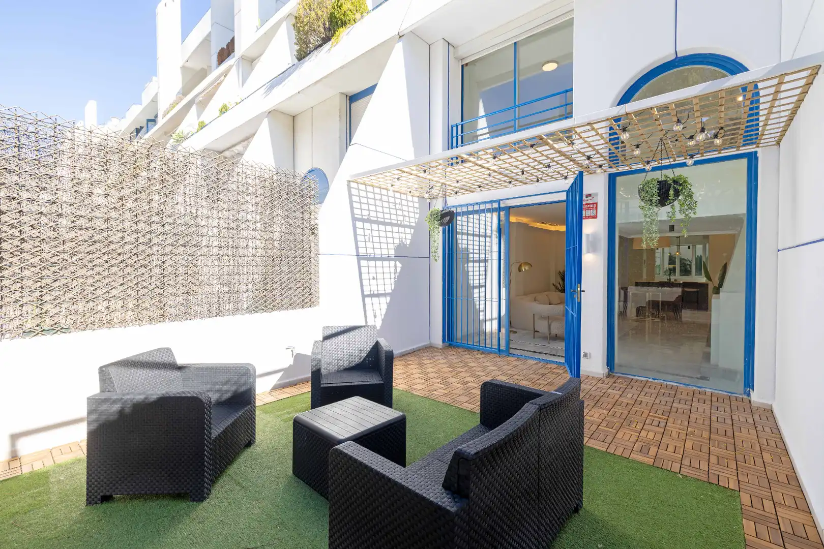 Terrasse von Erdgeschoss zum Verkauf in Marbella mit Klimaanlage, Heizung und Terrasse