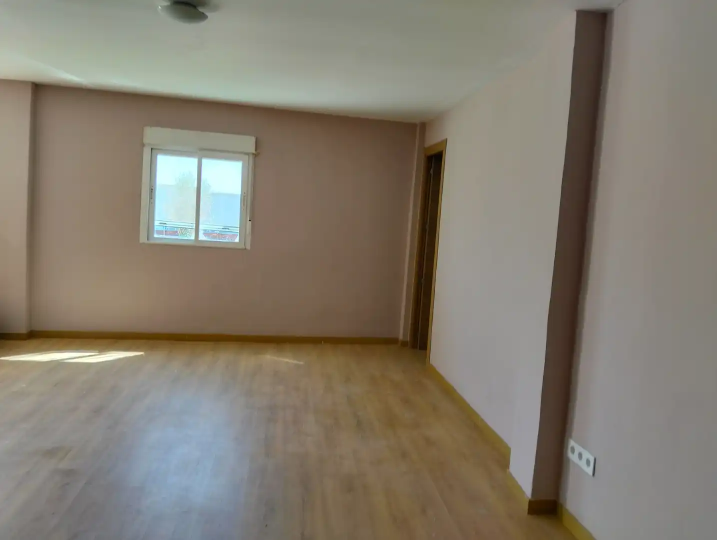 Habitación de Casa o chalet en venta en Fuentes de Ebro con Jardín privado y Parquet