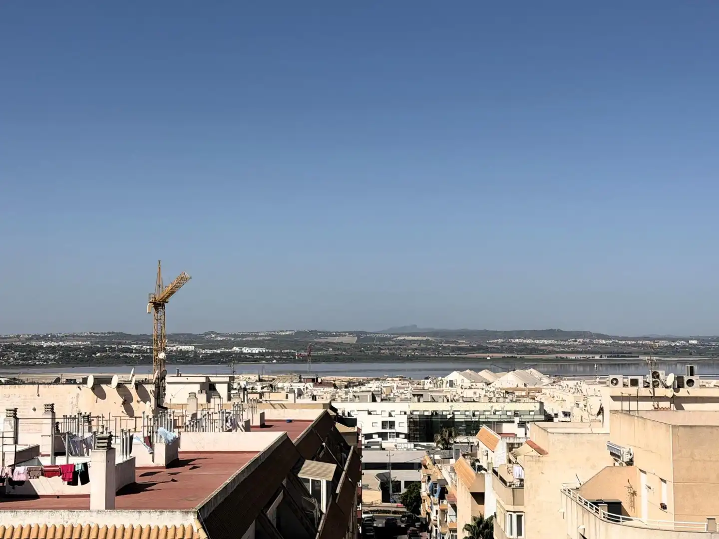 Vista exterior de Apartamento en venta en Torrevieja con Aire acondicionado, Terraza y Amueblado
