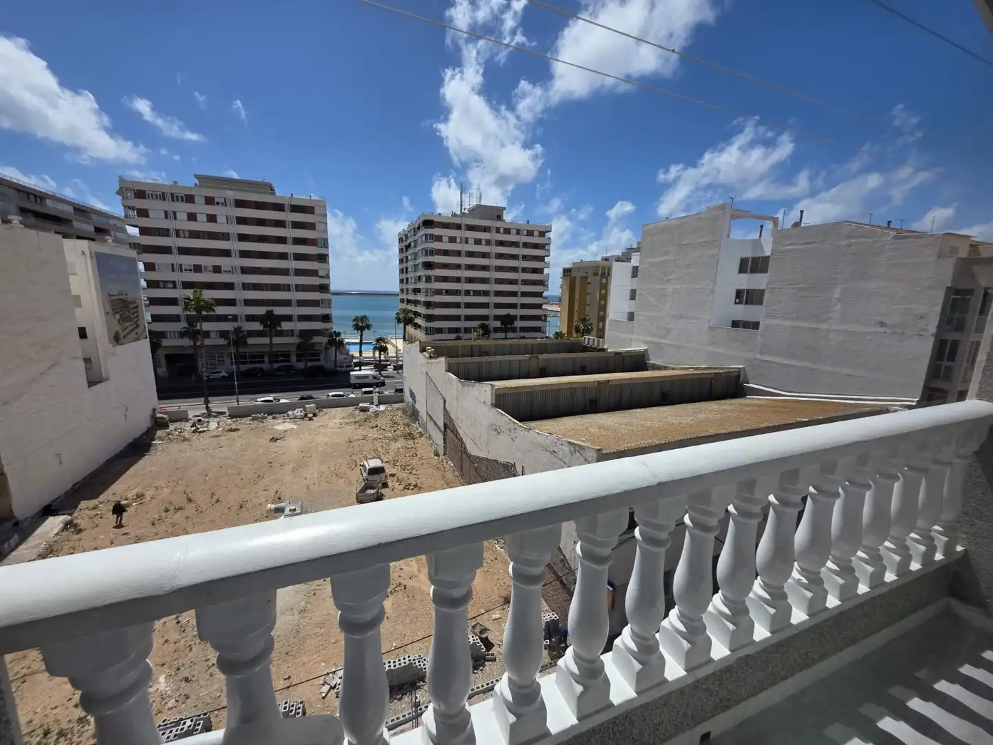 Vista exterior de Piso en venta en Torrevieja con Terraza