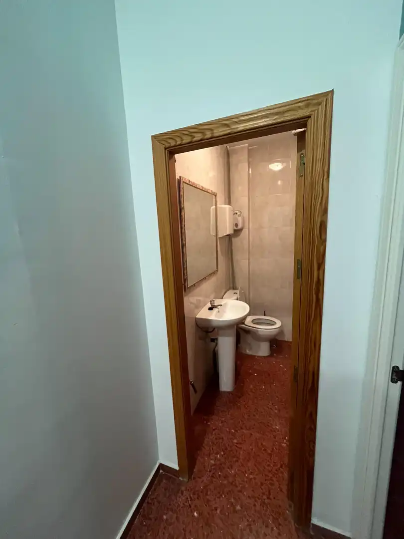 Business premises to rent in Avenida BUENOS AIRES 32, imagen 24
