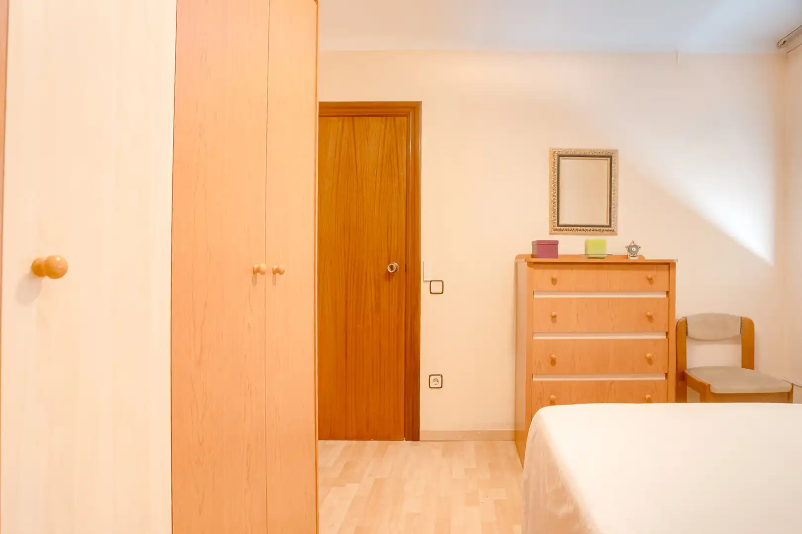 Bedroom of Flat for sale in L'Hospitalet de Llobregat