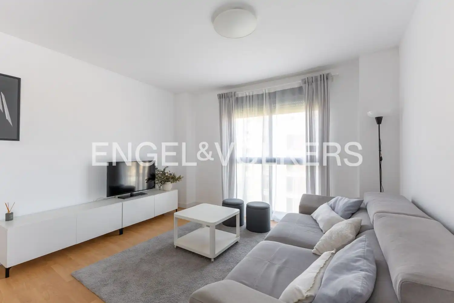 Living room of Flat for rent in Castellón de la Plana / Castelló de la Plana  with Air Conditioner, Heating and Storage room