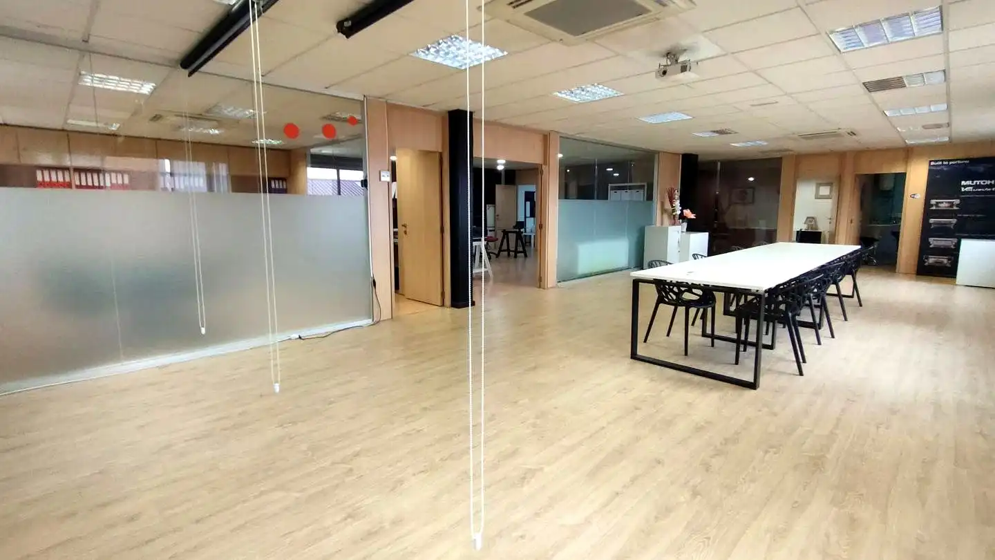 Oficina de alquiler en Hilados, 9, Parque Cataluña