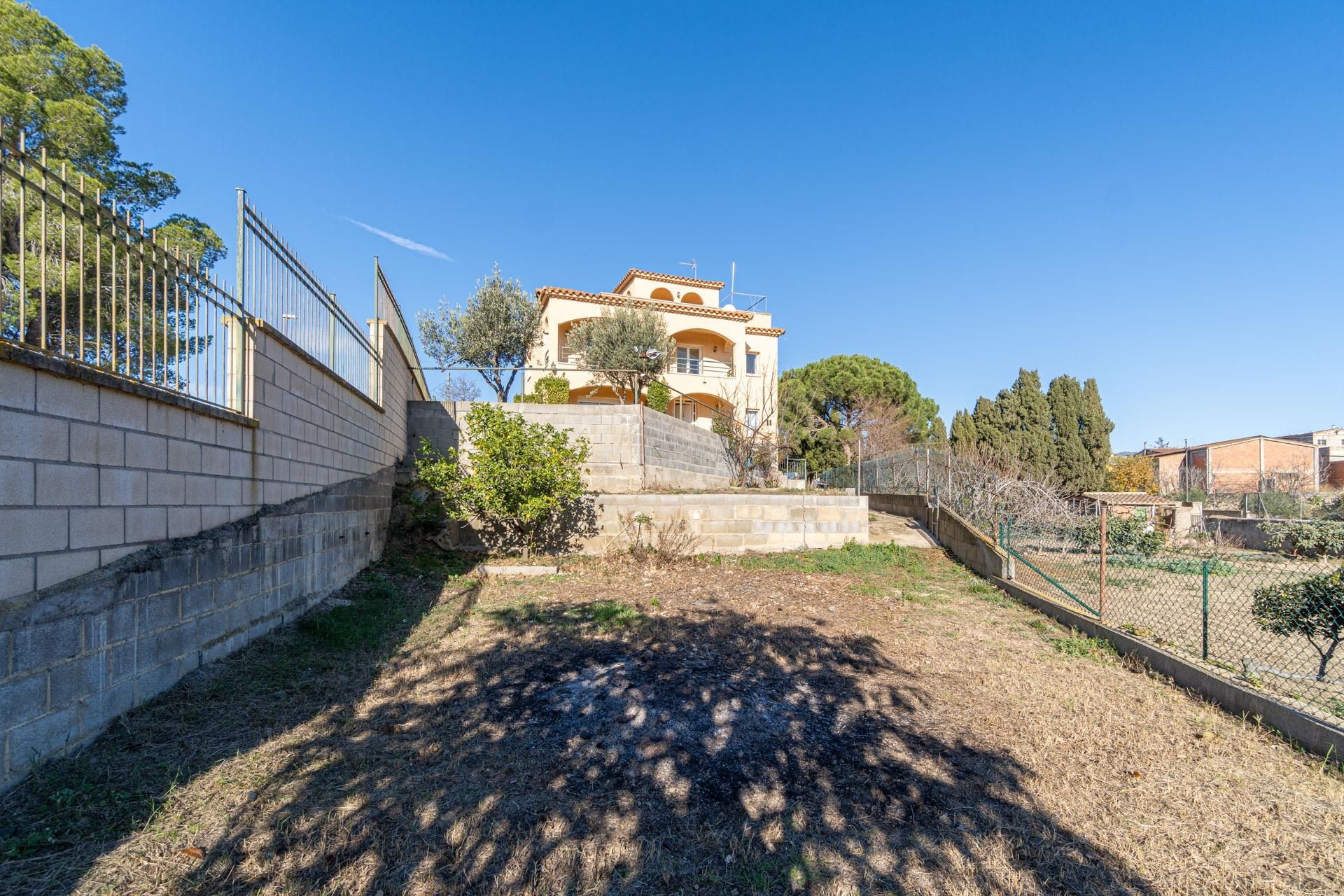 Casa o xalet en venda en Garriguella amb Calefacció, Jardí privat i Terrassa