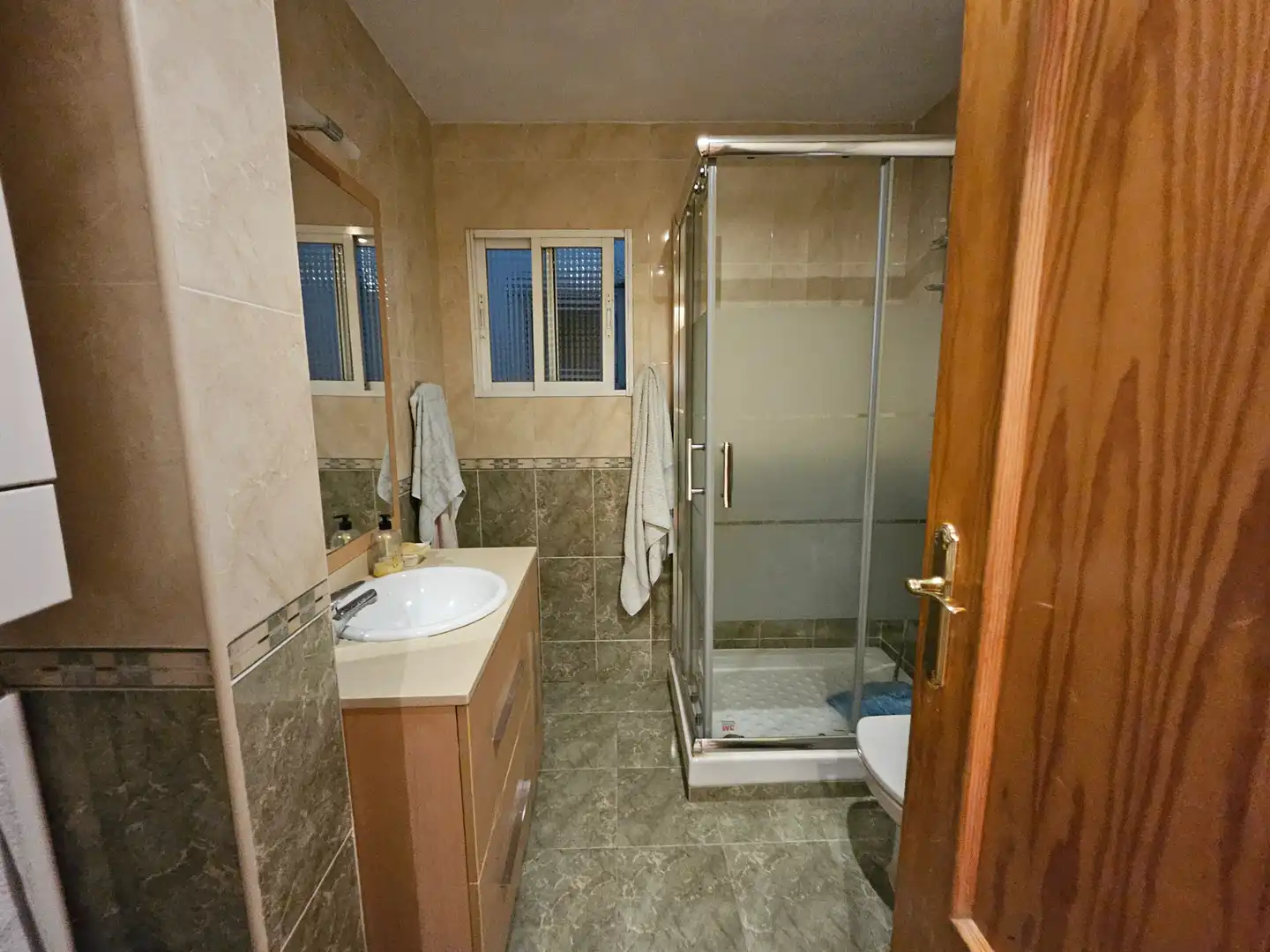Bathroom of Flat for rent in Madrid  with Air Conditioner, Heating and Furnished