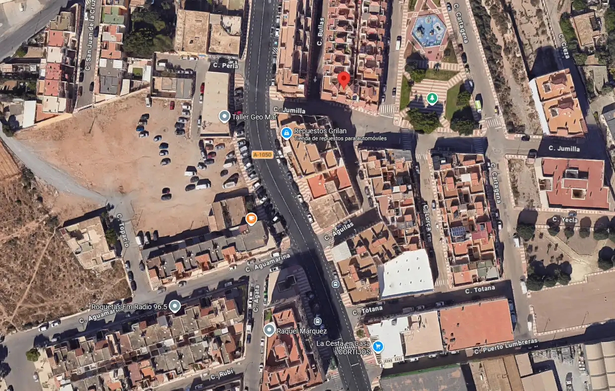 Vista exterior de Casa adosada en venda en Roquetas de Mar amb Terrassa, Traster i Moblat