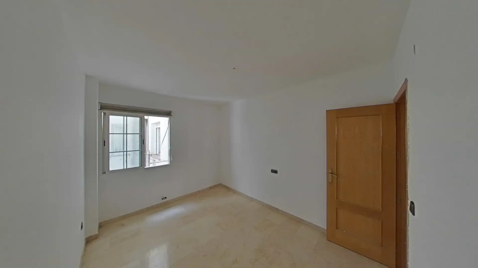 Habitación de Piso en venta en Armilla con Calefacción