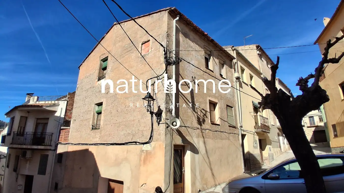 Vista exterior de Casa adosada en venda en Rasquera amb Terrassa