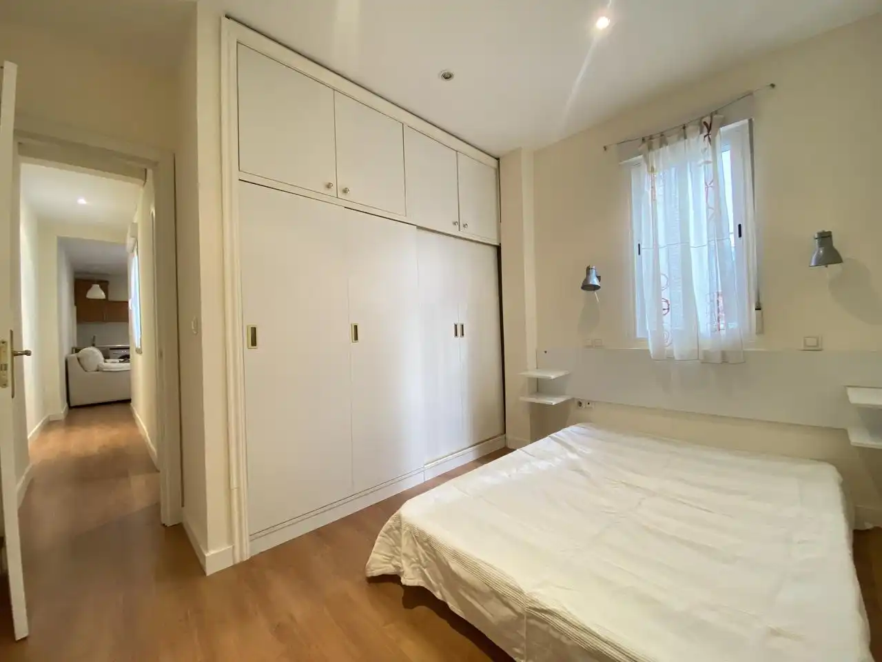 Habitación de Piso de alquiler en Madrid con Aire acondicionado, Calefacción y Amueblado