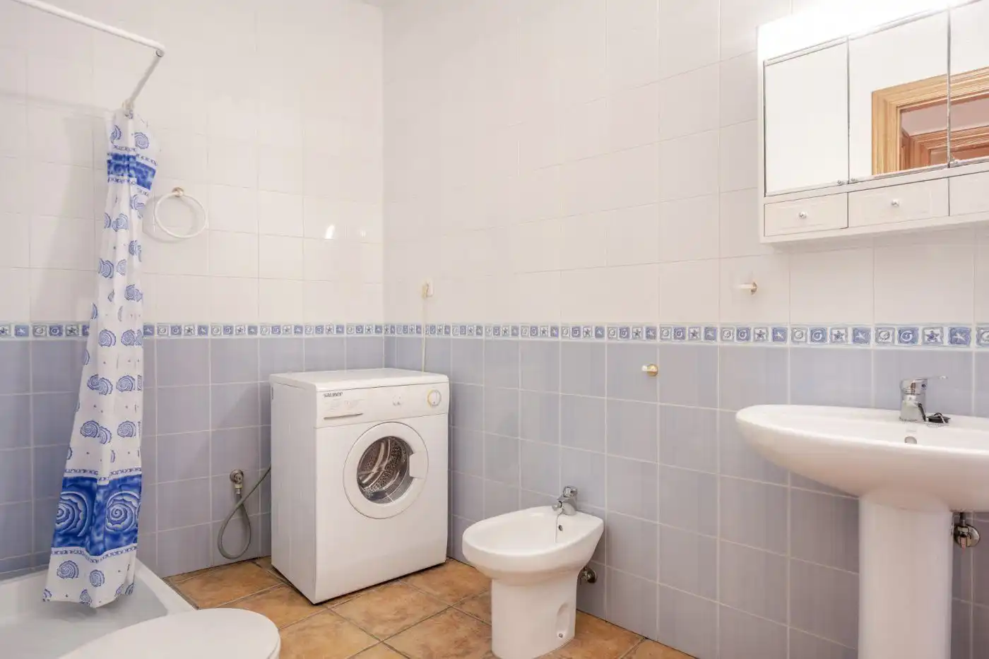 Bany de Casa o xalet en venda en El Pinar amb Aire condicionat, Jardí privat i Terrassa