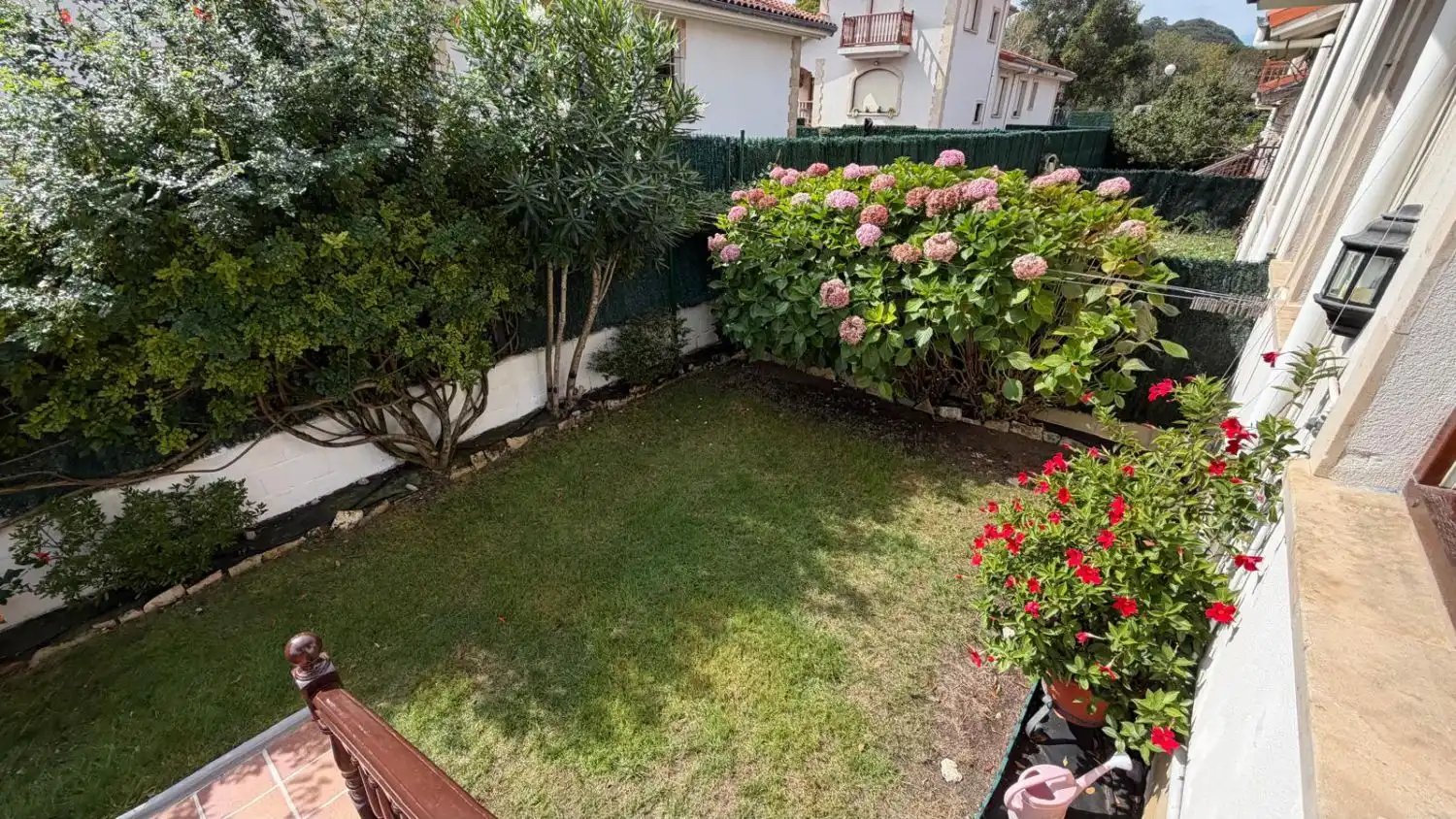 Garten von Einfamilien-Reihenhaus zum Verkauf in Argoños  mit Heizung und Terrasse