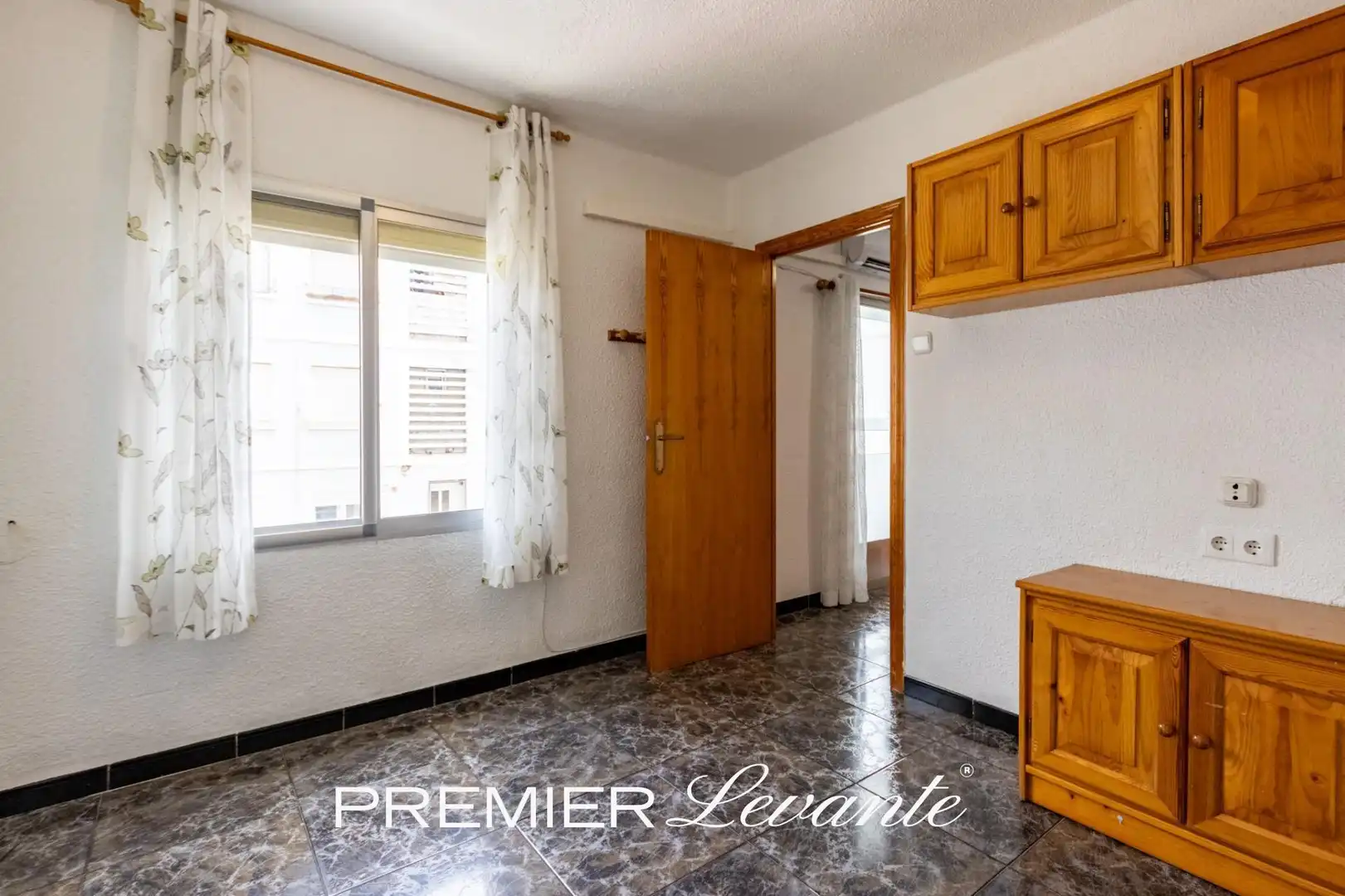Bedroom of Flat for sale in Elda  with Air Conditioner