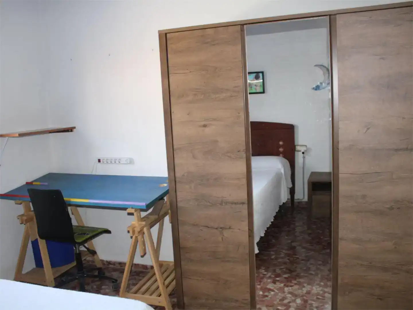 Dormitori de Finca rústica de lloguer en Motril amb Jardí privat, Piscina i Moblat