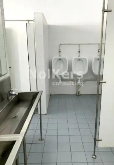 Bathroom of Industrial buildings for rent in L'Hospitalet de Llobregat