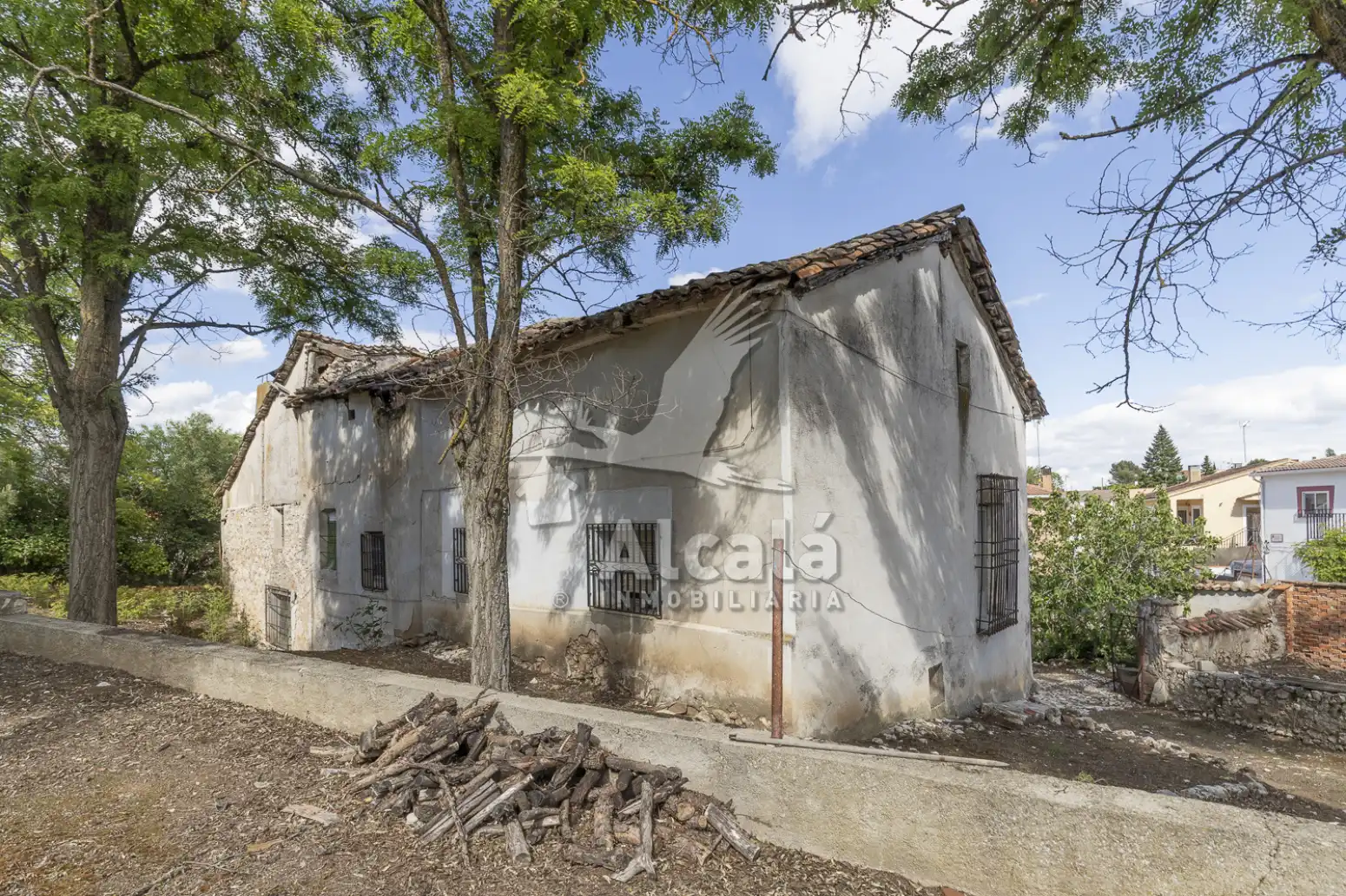 Exterior view of Residential for sale in Santorcaz