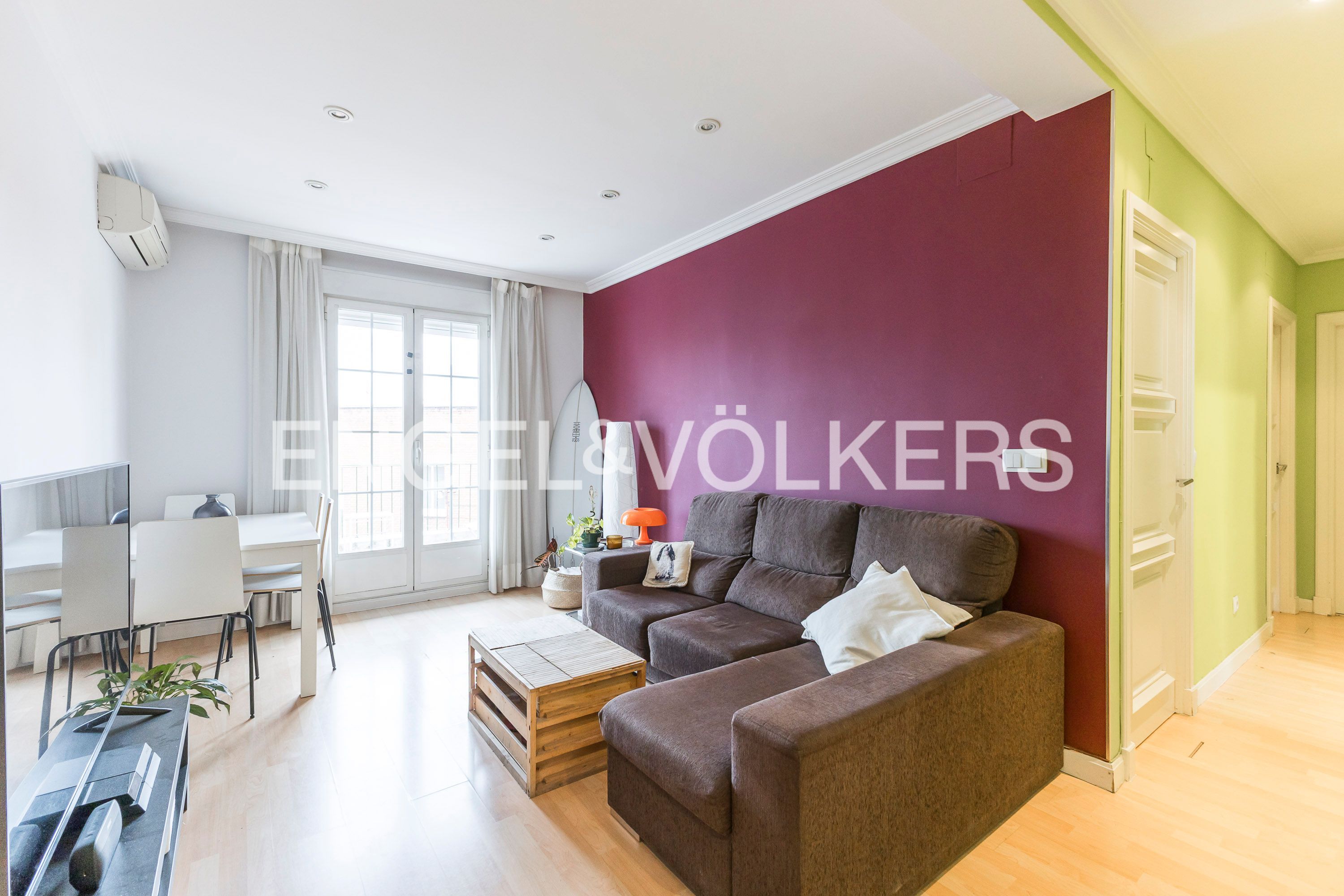 Sala de estar de Apartamento de alquiler en  Madrid Capital con Aire acondicionado, Calefacción y Terraza