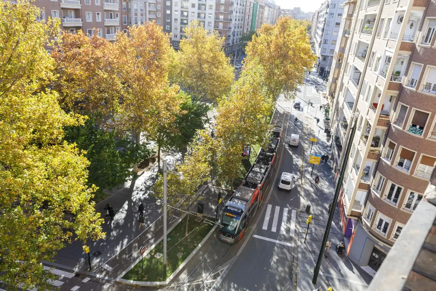 Vista exterior de Piso en venta en Zaragoza con Calefacción