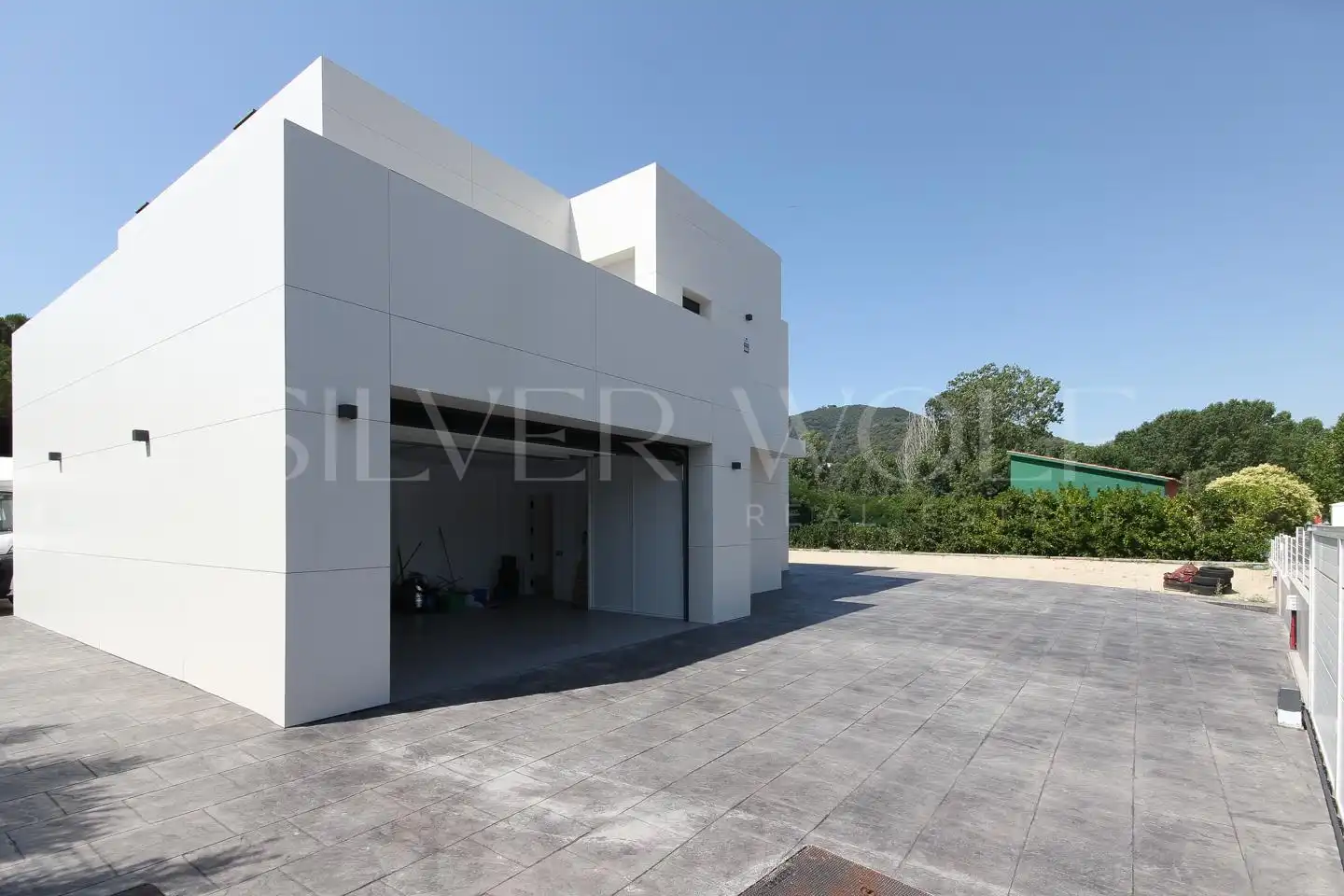 Vista exterior de Casa o xalet en venda en Vallromanes amb Aire condicionat, Calefacció i Jardí privat