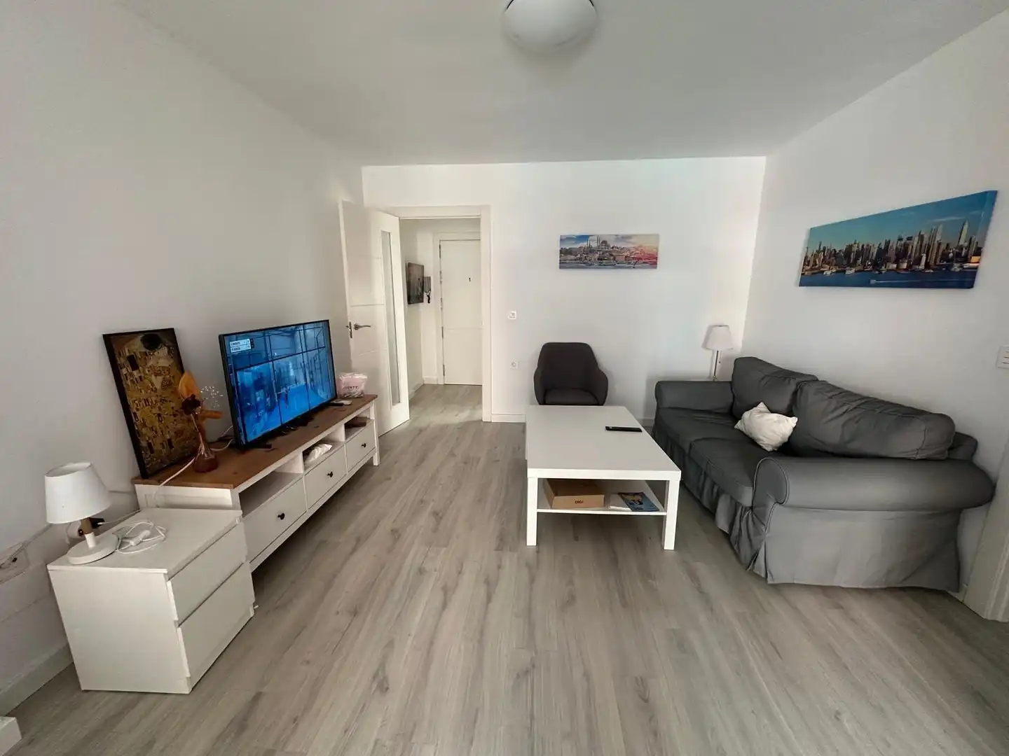 Wohnzimmer von Wohnung zur Miete in Granada mit Klimaanlage