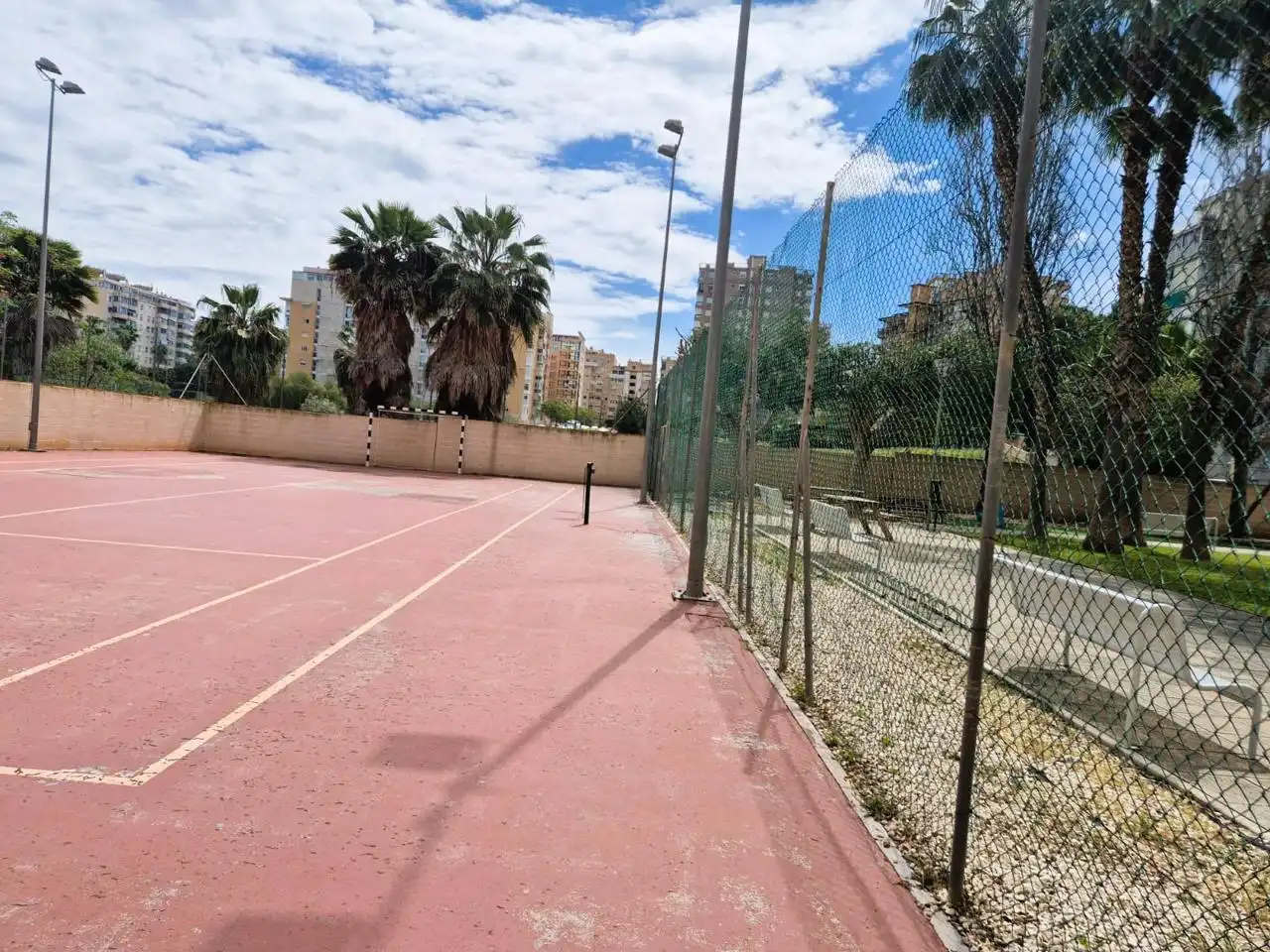 Aparcament de Pis en venda en Alicante / Alacant