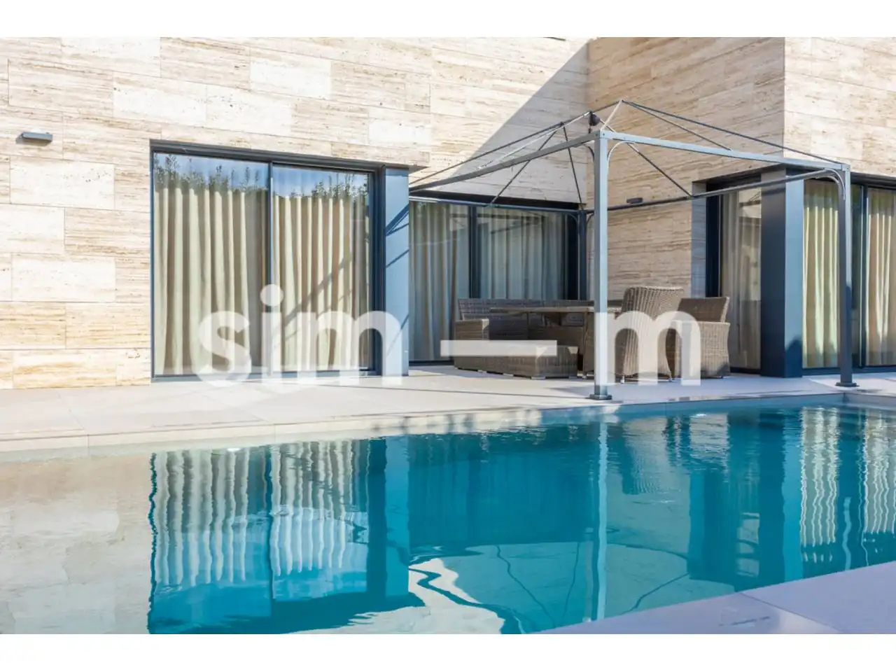 Schwimmbecken von Haus oder Chalet zum Verkauf in Vic mit Klimaanlage, Heizung und Privatgarten