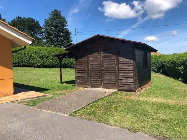 Vista exterior de Casa o chalet en venta en Llanera con Calefacción, Jardín privado y Parquet