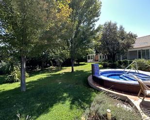 Garden of House or chalet to rent in Boadilla del Monte  with Air Conditioner, Private garden and Storage room