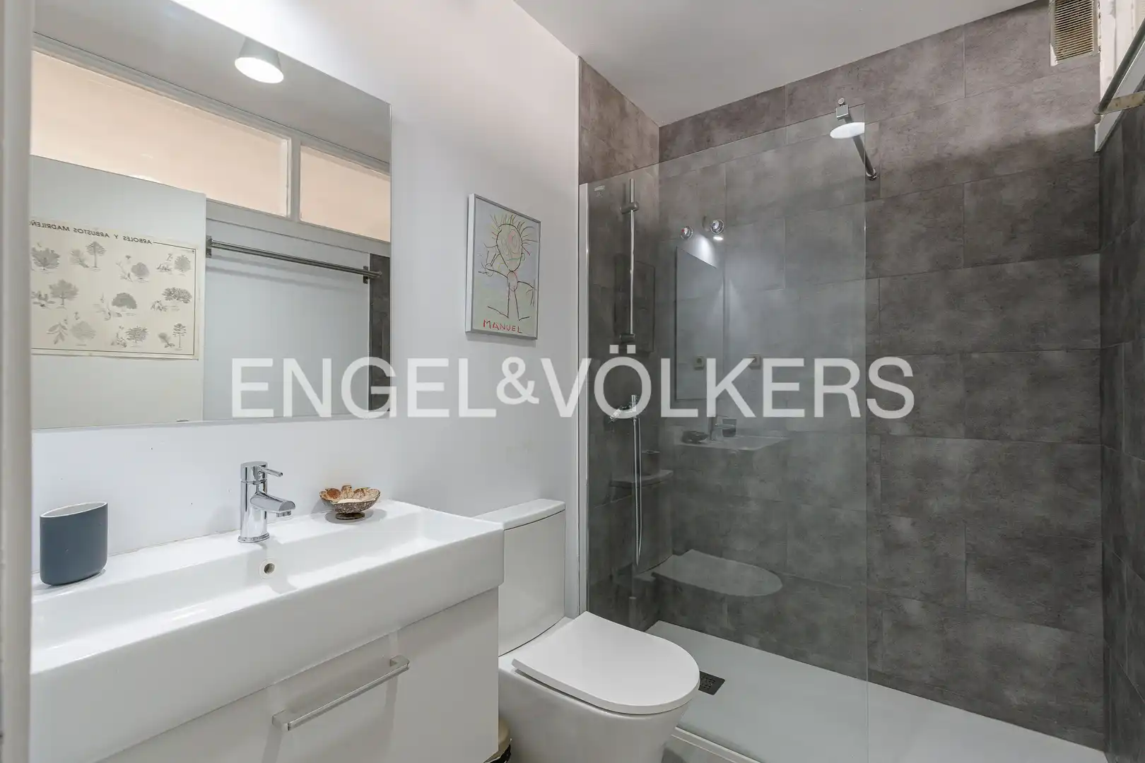 Bathroom of Detached homes for sale in Torrelodones  with Air Conditioner, Heating and Private garden