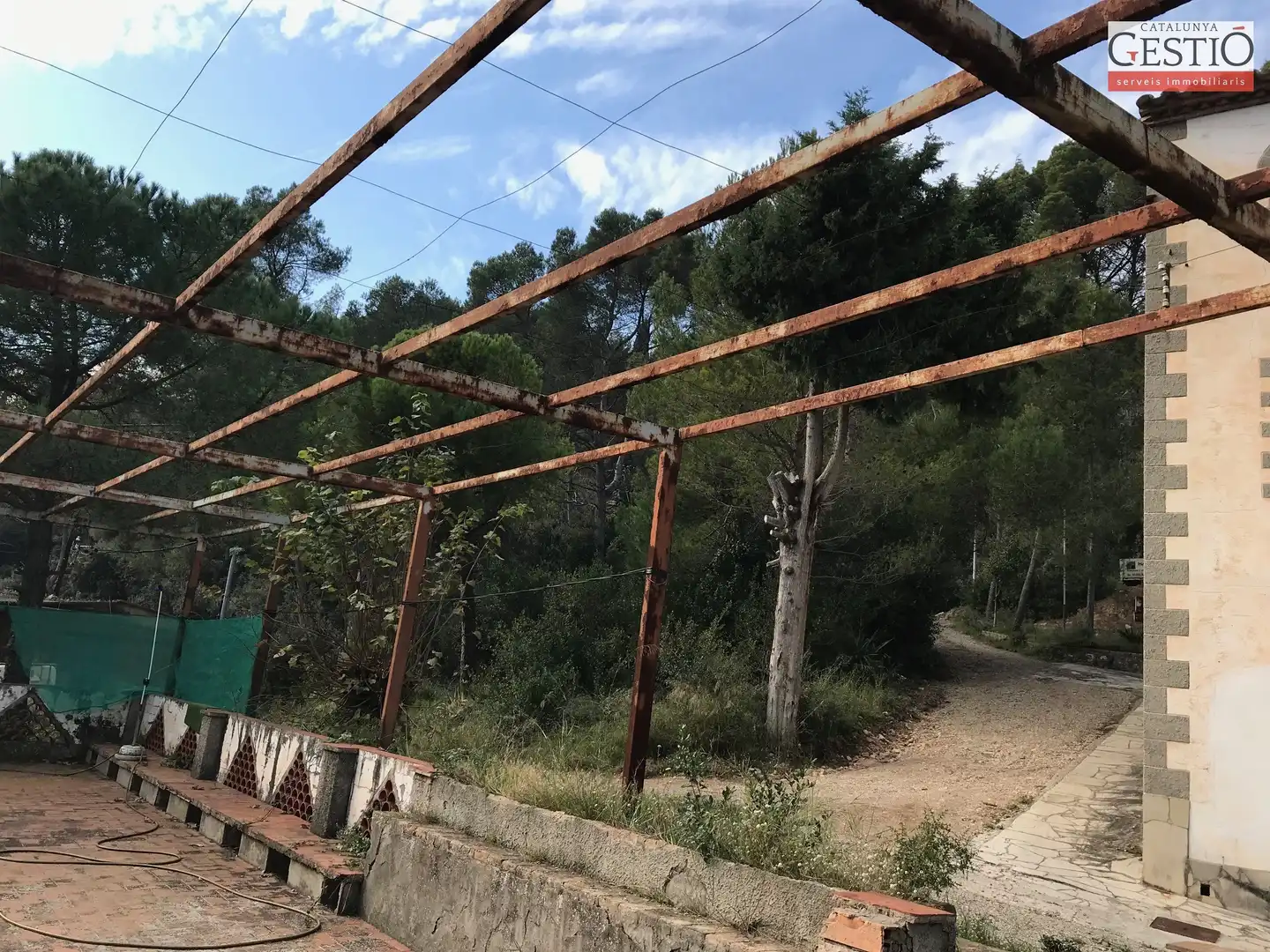 Edifici en venda a Carrer Sant Jordi, La Palma de Cervelló