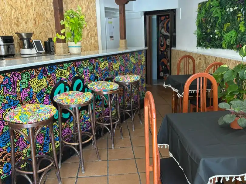 Local comercial en traspaso en Plaça Hostal 11, imagen 8