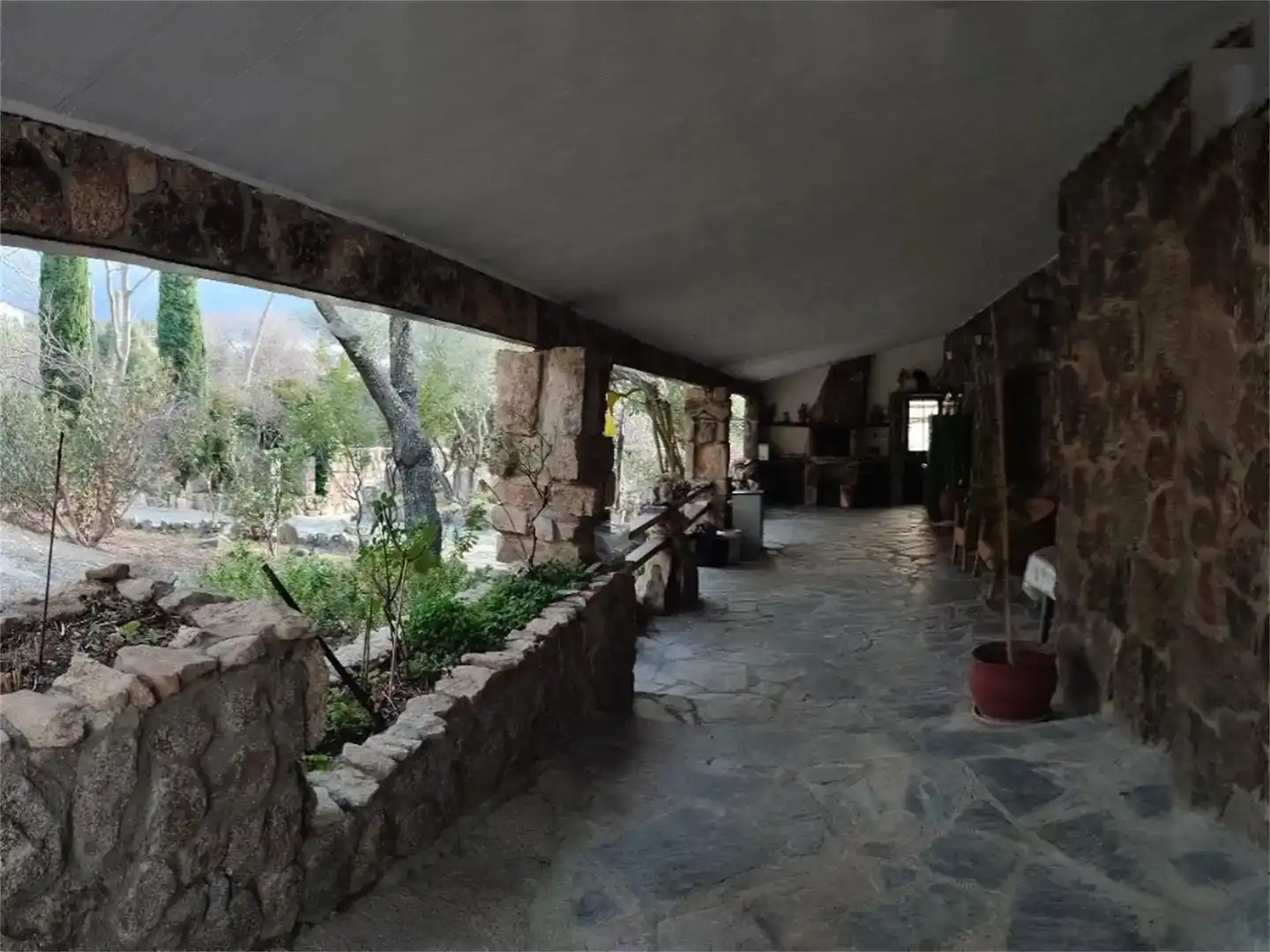 Country house zum Verkauf in Valdemanco mit Privatgarten, Abstellraum und Ofen