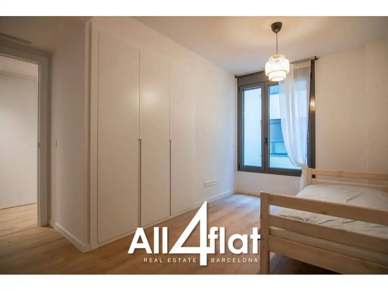 Bedroom of Flat for rent in Barcelona  with Air Conditioner, Heating and Furnished