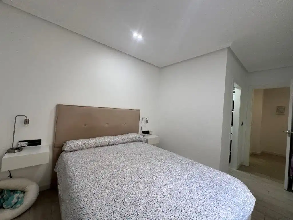 Bedroom of Flat for sale in Dolores  with Air Conditioner, Terrace and Furnished