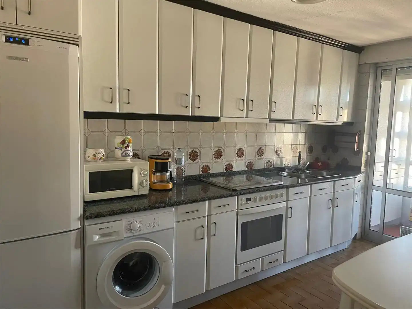Kitchen of Flat for sale in Vitigudino  with Storage room and Balcony