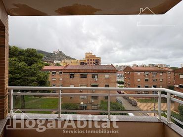 Piso con balcón en venta en Calle METGE JOAN BOLUFER BORRAS