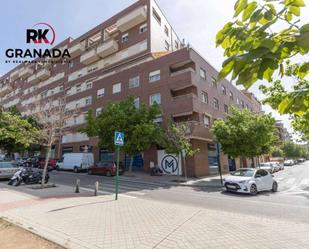 Exterior view of Apartment for sale in  Granada Capital