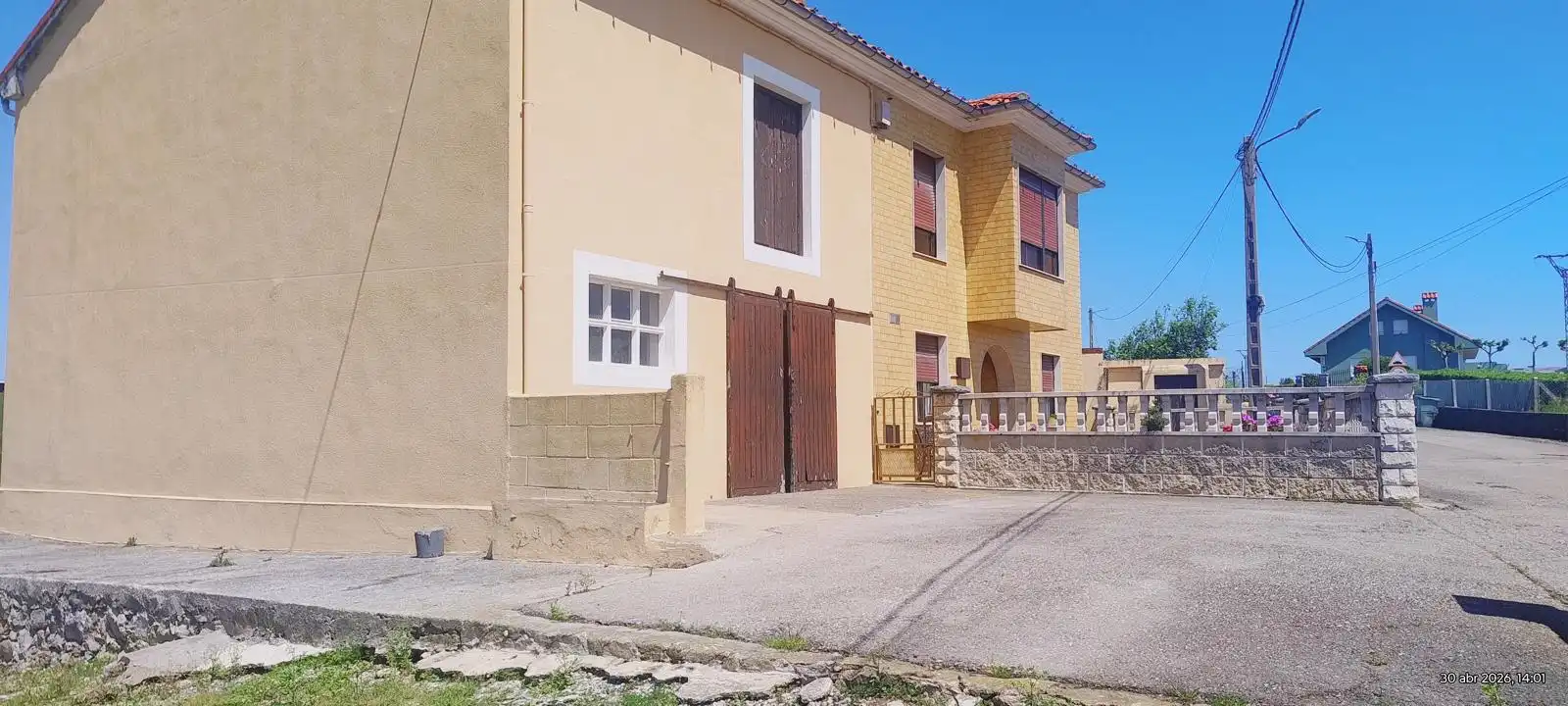 Außenansicht von Country house zum Verkauf in Miengo mit Heizung, Privatgarten und Terrasse