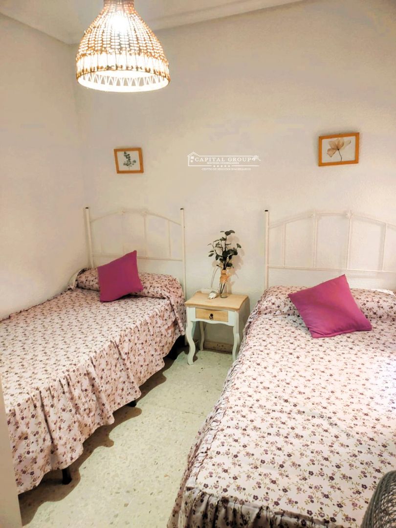 Dormitori de Pis de lloguer en Punta Umbría amb Moblat, Balcó i Es permeten mascotes