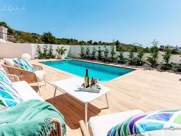 Villa avec piscine à vendre à Golf Bahía
