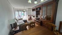 Living room of Flat to rent in  Madrid Capital  with Air Conditioner, Washing machine and Alarm