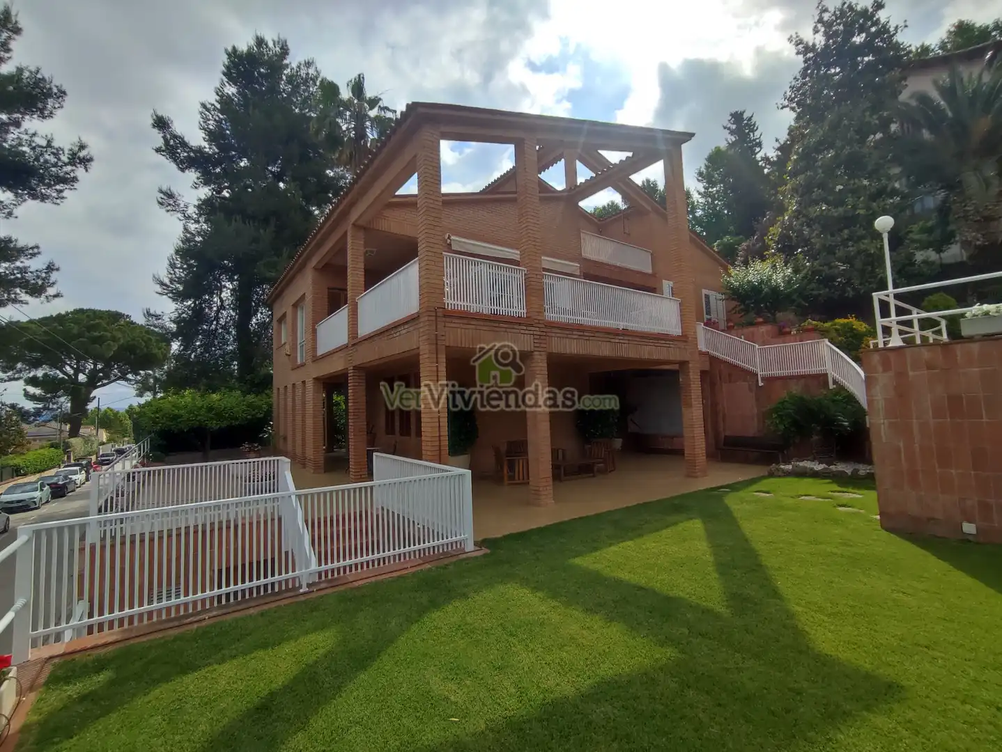 Jardín de Casa o chalet en venta en Gelida con Aire acondicionado, Calefacción y Jardín privado